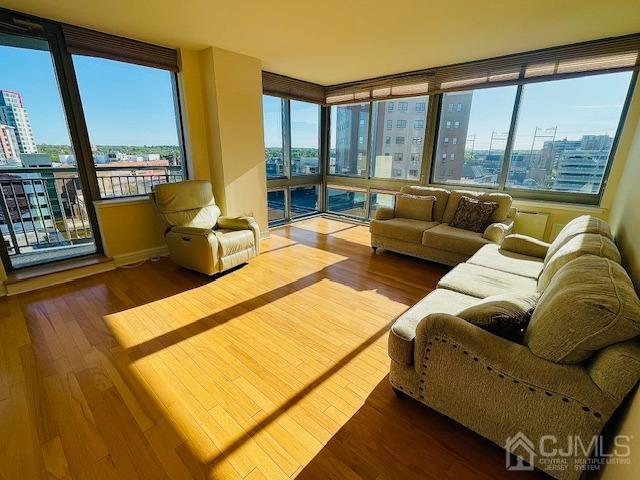 1 Spring Street, Unit 904 New Brunswick, NJ 08901 - Photo 9 of 57 Gallery Image 9