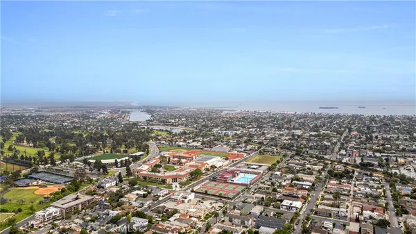 $1,790,000 | 1052 Belmont Avenue, Long Beach, CA 90804