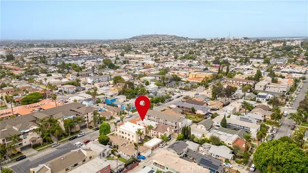 $1,790,000 | 1052 Belmont Avenue, Long Beach, CA 90804