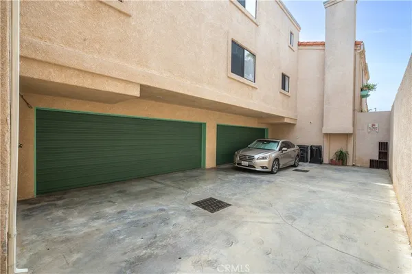 $1,790,000 | 1052 Belmont Avenue, Long Beach, CA 90804