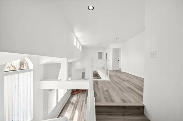 $1,790,000 | 1052 Belmont Avenue, Long Beach, CA 90804