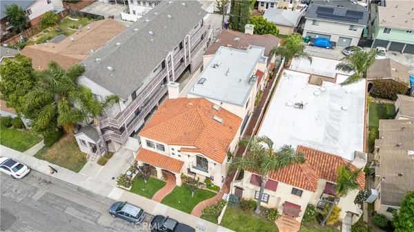 $1,790,000 | 1052 Belmont Avenue, Long Beach, CA 90804