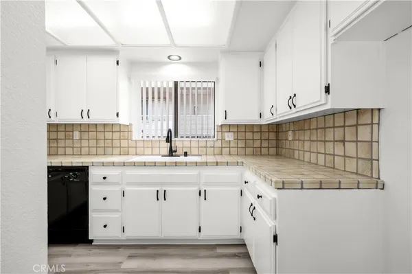 $1,790,000 | 1052 Belmont Avenue, Long Beach, CA 90804