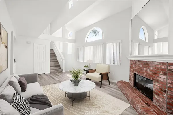 $1,790,000 | 1052 Belmont Avenue, Long Beach, CA 90804