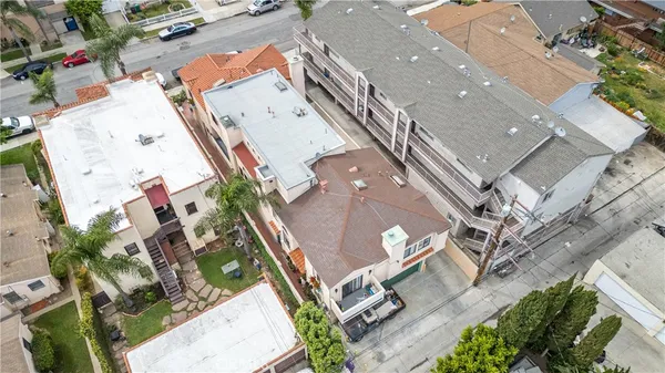 $1,790,000 | 1052 Belmont Avenue, Long Beach, CA 90804