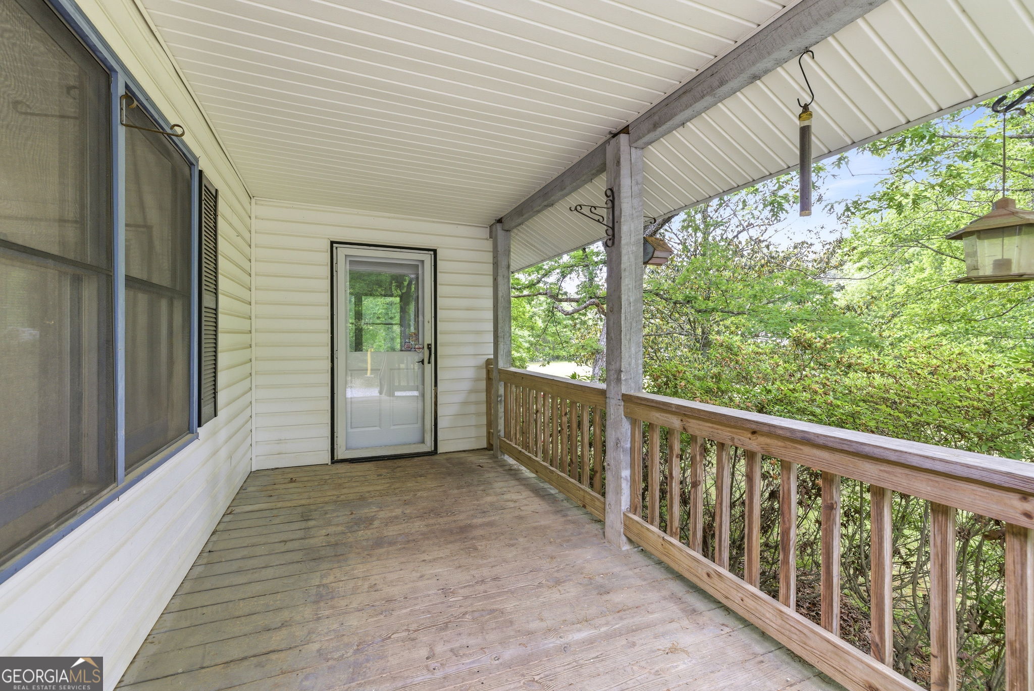 210 Kentucky Street Demorest, GA 30535 - Photo 5 of 30 a view of a porch