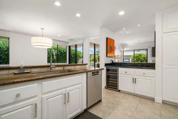 $1,099,000 | 7 Dartmouth Drive, Rancho Mirage, CA 92270