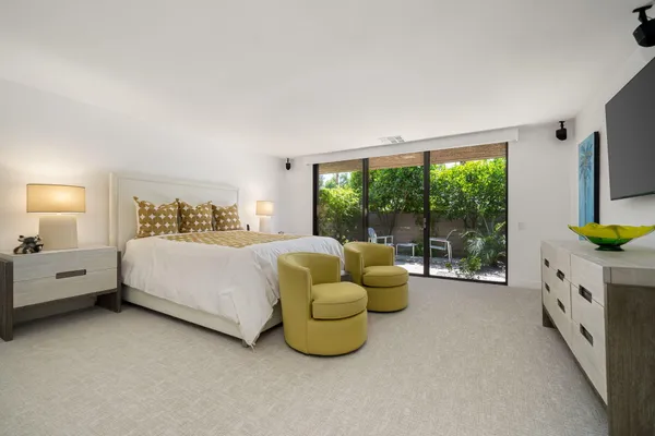 $1,099,000 | 7 Dartmouth Drive, Rancho Mirage, CA 92270