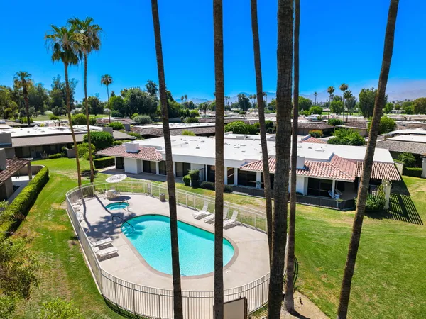$1,099,000 | 7 Dartmouth Drive, Rancho Mirage, CA 92270