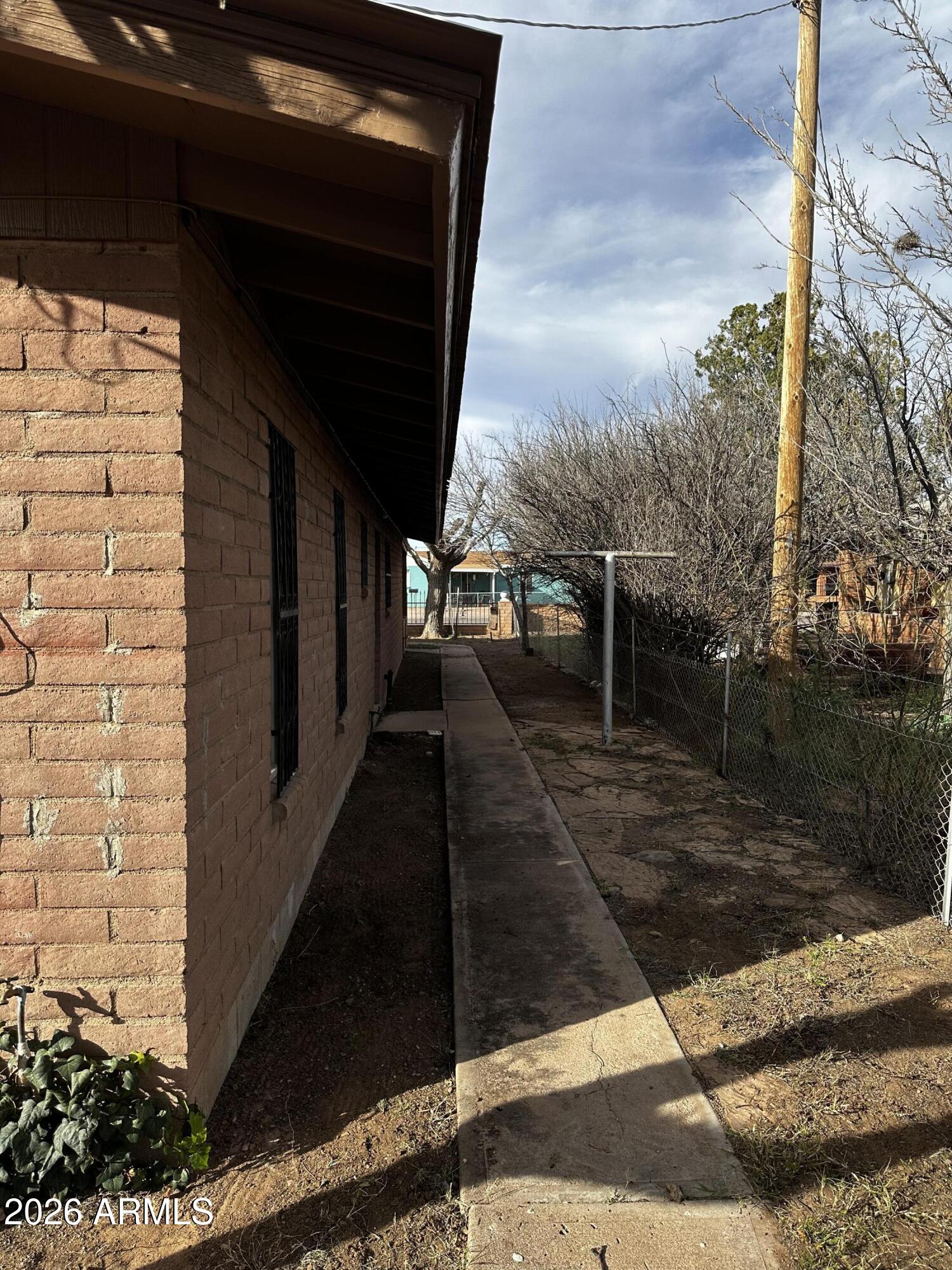217 East 21st Street Douglas, AZ 85607 - Photo 23 of 23 a view of a pathway of a house