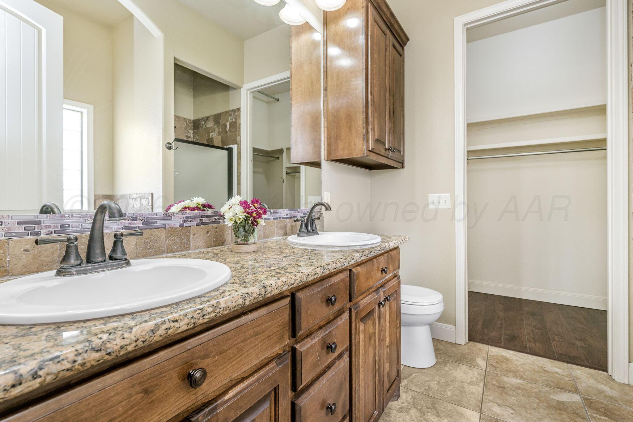 6508 Caddell Street Amarillo, TX 79119 - Photo 7 of 20 Primary Bathroom