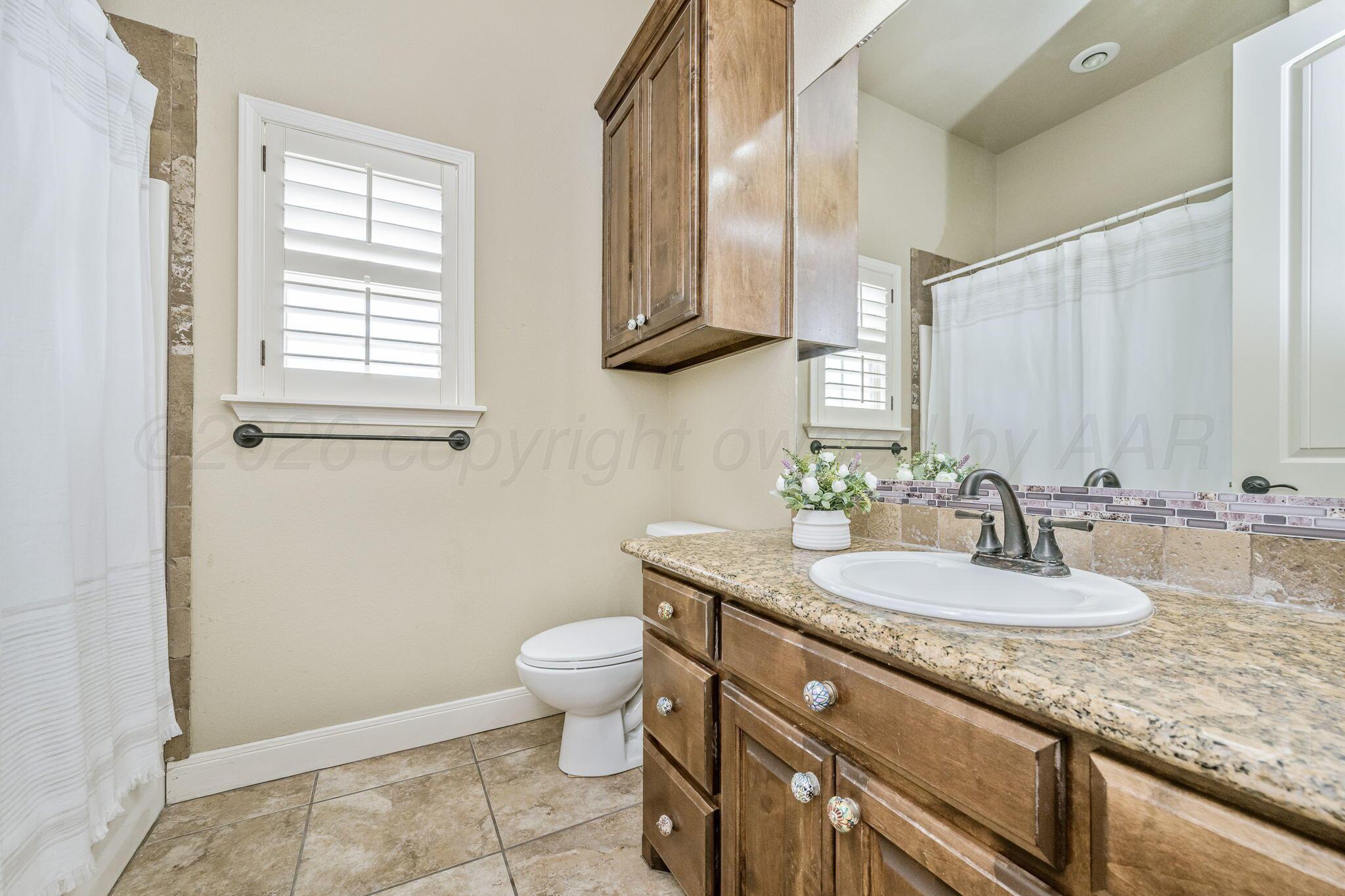 6508 Caddell Street Amarillo, TX 79119 - Photo 10 of 20 Guest Bathroom 2