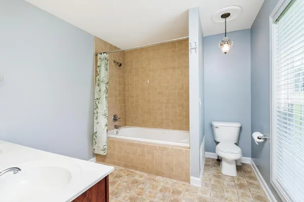 $1,895 | 2267 Yeager Drive, Clarksville, TN 37040