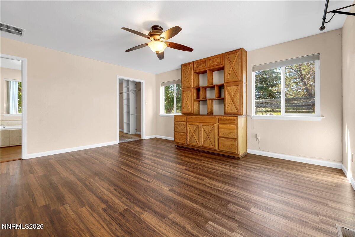 905 Thoroughbred Circle Reno, NV 89508 - Photo 19 of 71 Primary Bedroom
