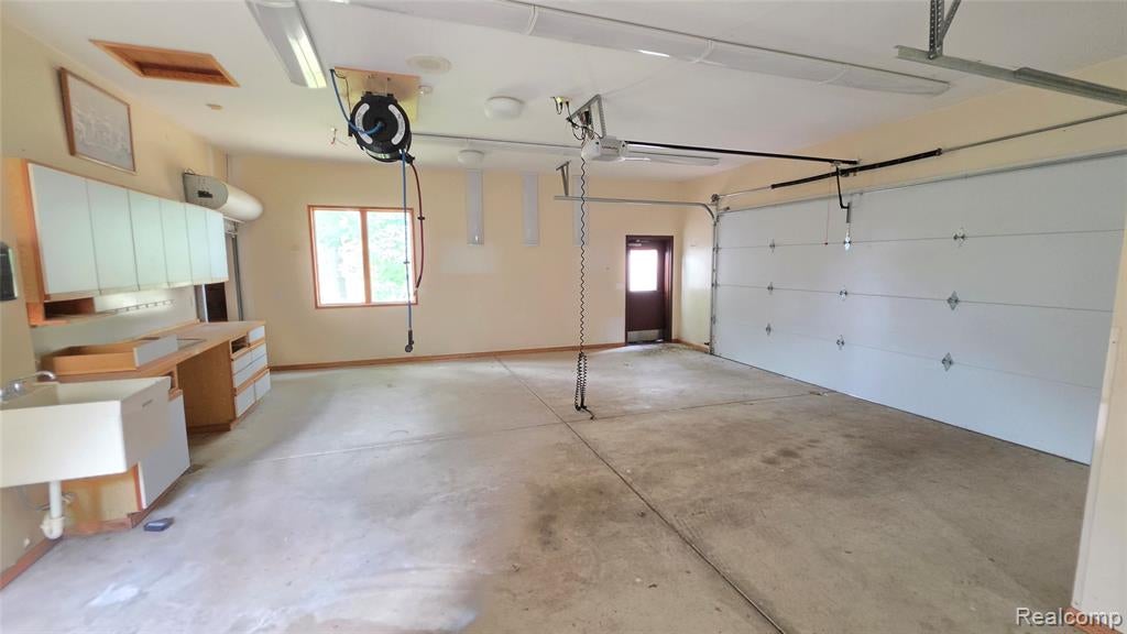 2551 Patterson Lake Road Pinckney, MI 48169 - Photo 26 of 37 Gallery Image 26