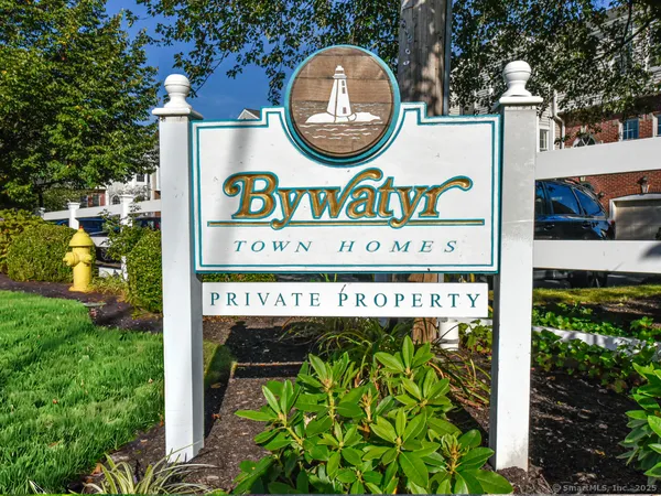 $649,500 | 80 Bywater Lane, Unit 80, Bridgeport, CT 06605