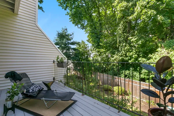 $649,500 | 80 Bywater Lane, Unit 80, Bridgeport, CT 06605
