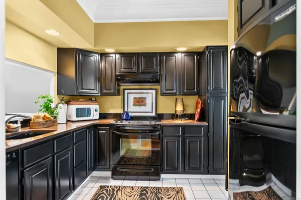 $649,500 | 80 Bywater Lane, Unit 80, Bridgeport, CT 06605