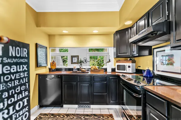 $649,500 | 80 Bywater Lane, Unit 80, Bridgeport, CT 06605