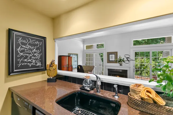 $649,500 | 80 Bywater Lane, Unit 80, Bridgeport, CT 06605