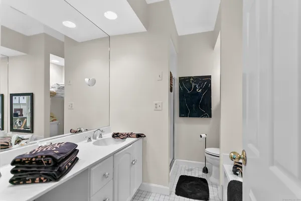 $649,500 | 80 Bywater Lane, Unit 80, Bridgeport, CT 06605