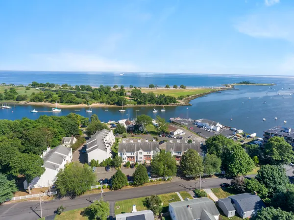 $649,500 | 80 Bywater Lane, Unit 80, Bridgeport, CT 06605