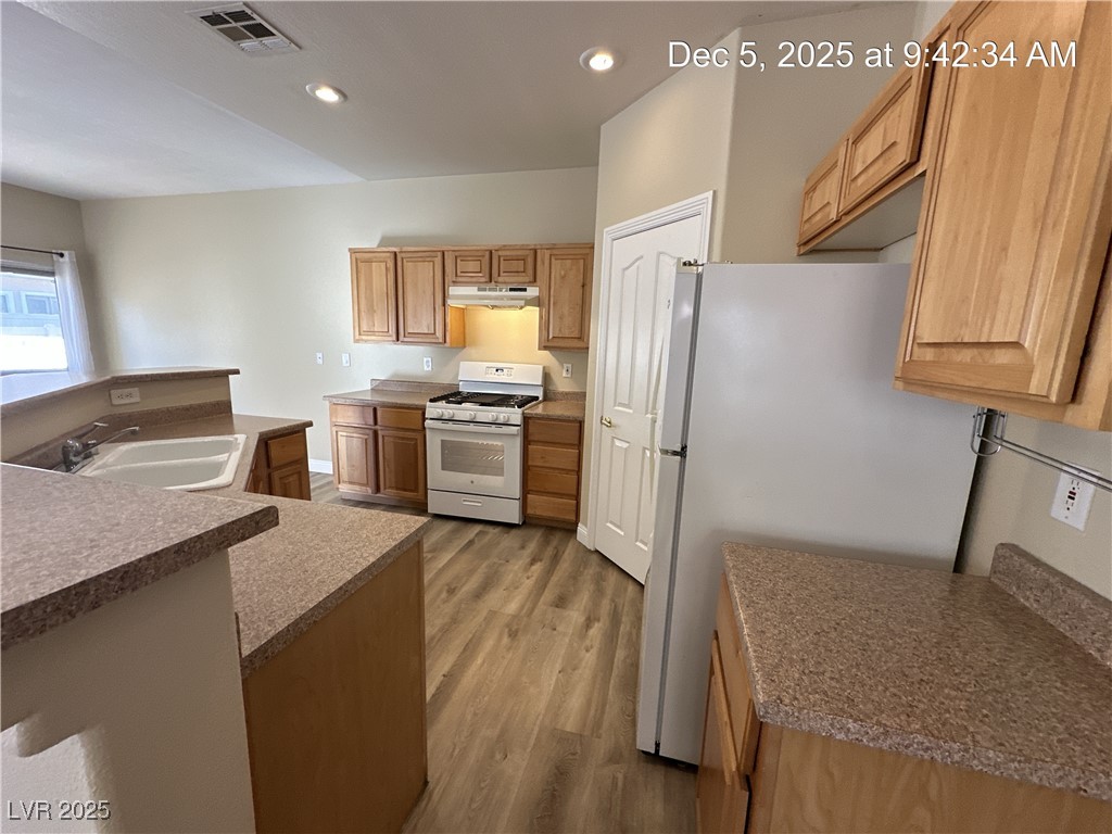 3413 Robust Robin Place, Unit 3 North Las Vegas, NV 89084 - Photo 16 of 38