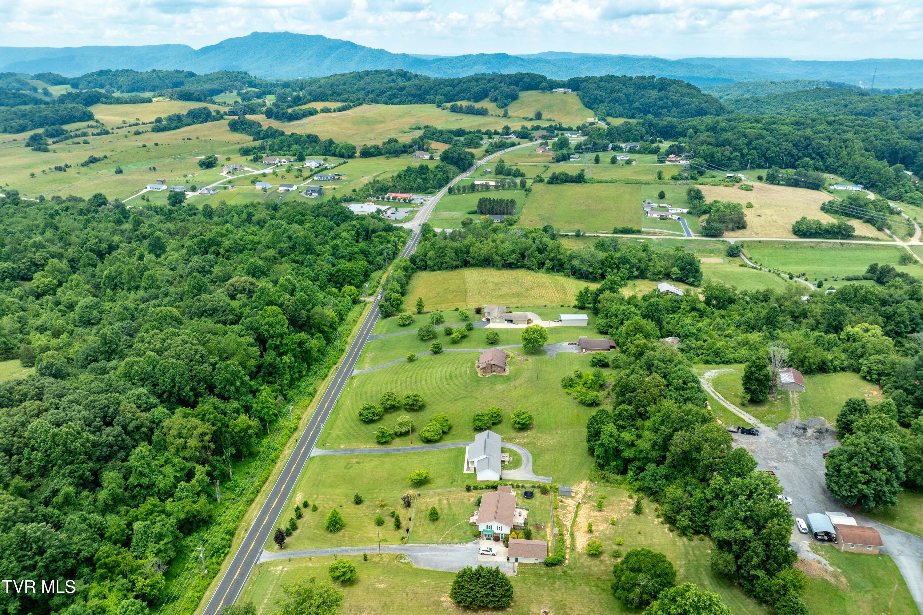 3433 Highway 81 Fall Branch, TN 37656 - Photo 56 of 61 3433 Highway 81 (10 of 81)