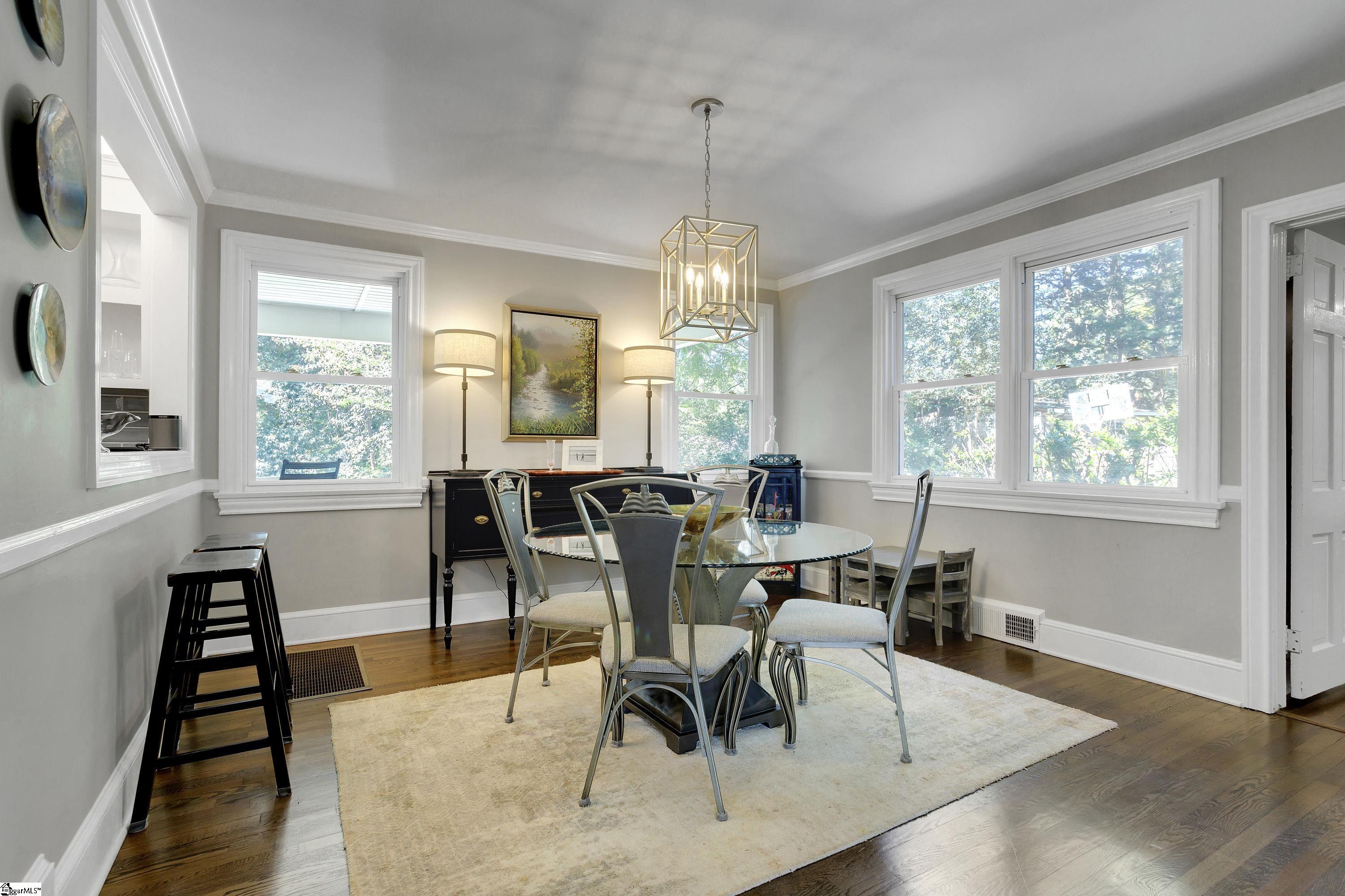 305 Summit Drive Greenville, SC 29609 - Photo 11 of 36