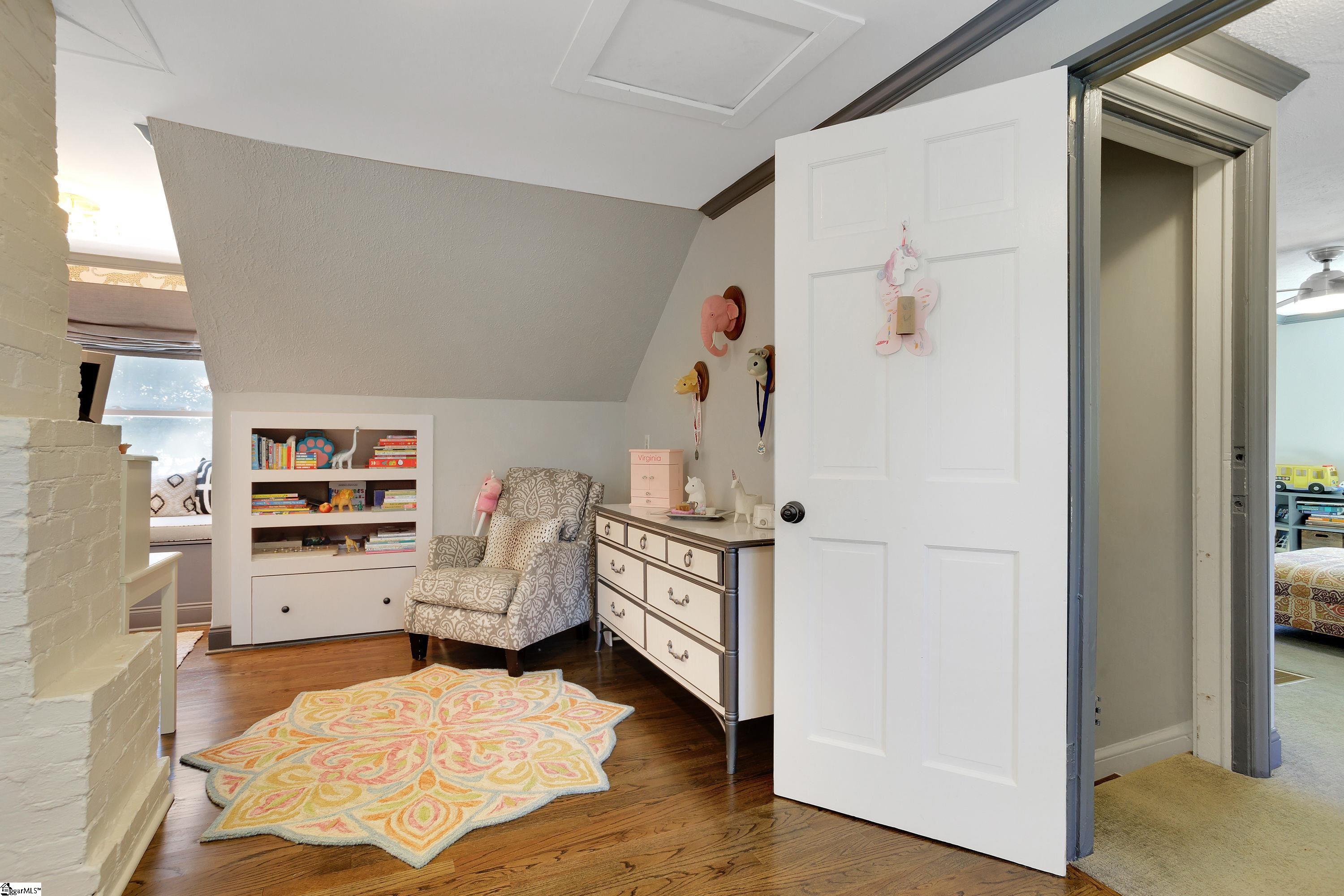 305 Summit Drive Greenville, SC 29609 - Photo 26 of 36