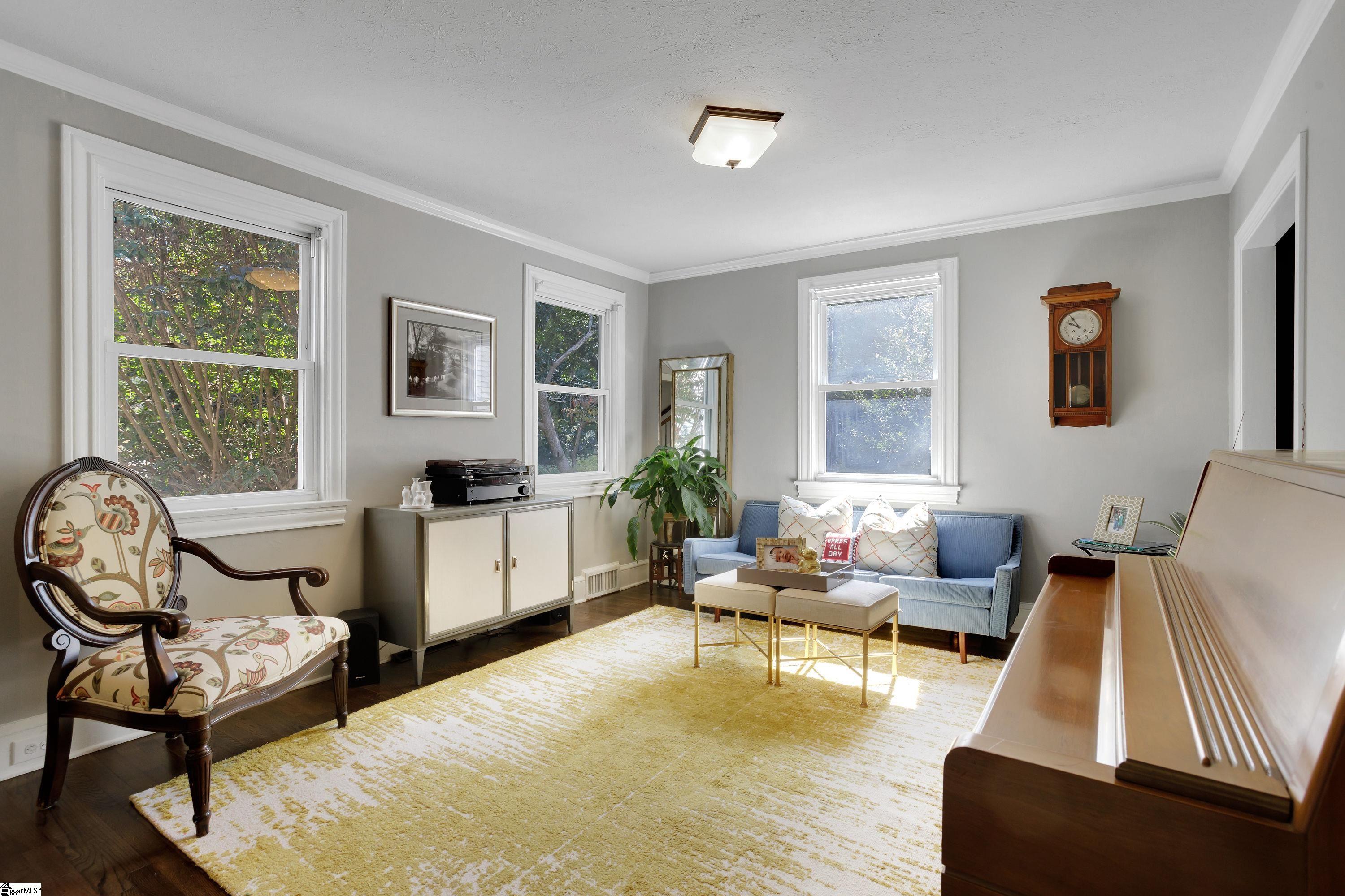 305 Summit Drive Greenville, SC 29609 - Photo 8 of 36