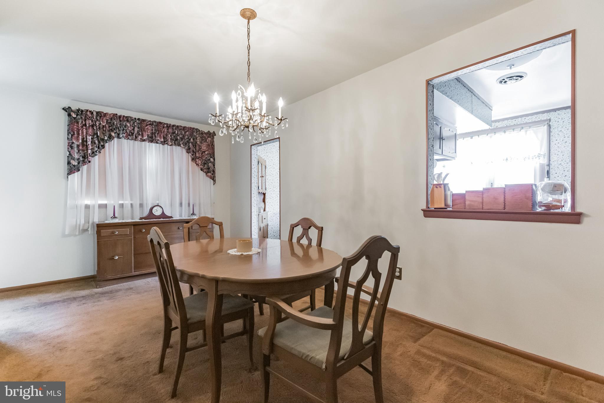 7417 Hill Road Philadelphia, PA 19128 - Photo 8 of 30 Gallery Image 8