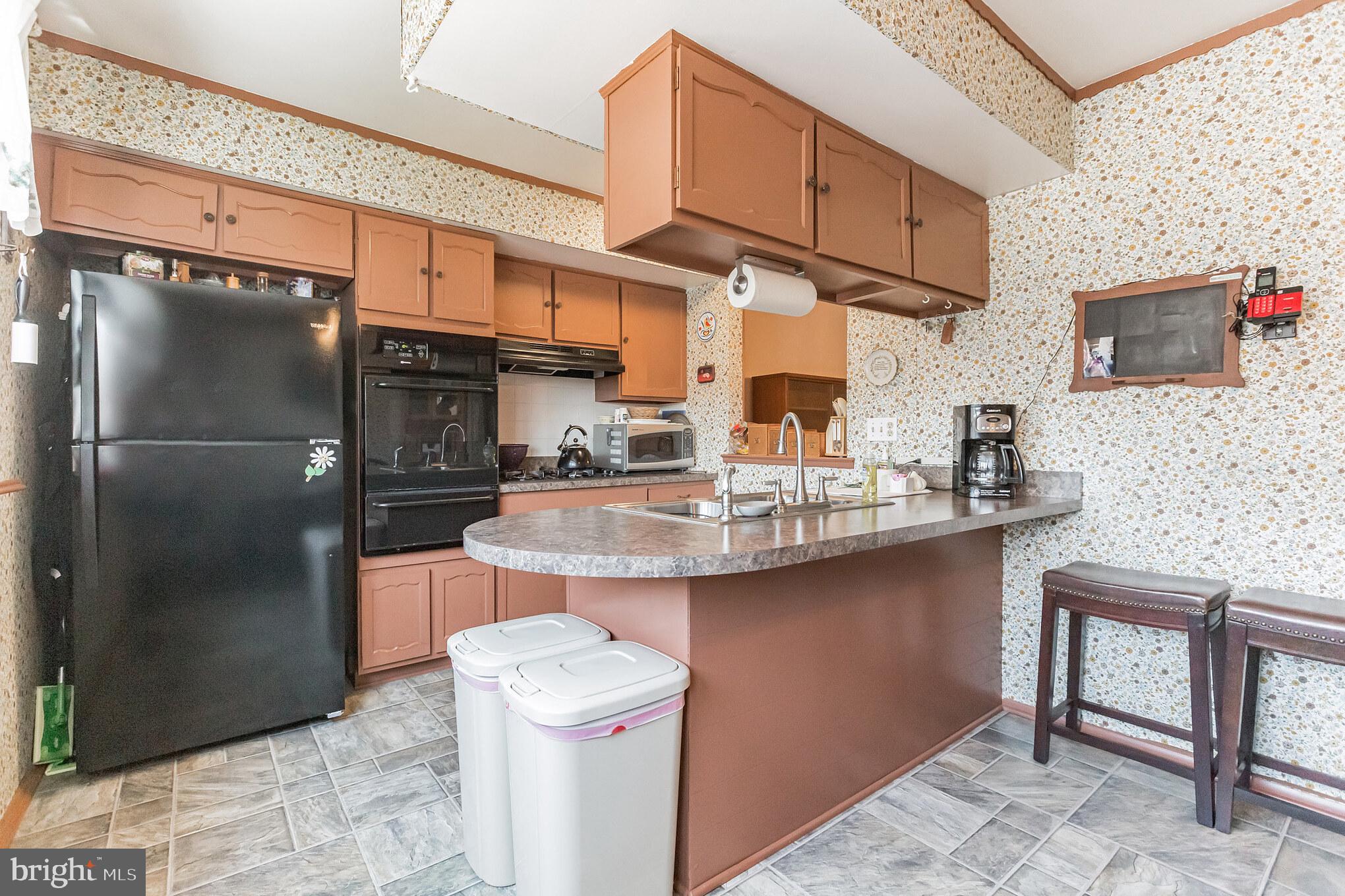 7417 Hill Road Philadelphia, PA 19128 - Photo 10 of 30 Gallery Image 10