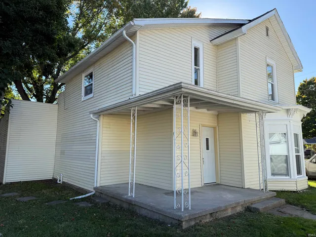 $213,500 | 63 East McKeever Street, Andrews, IN 46702