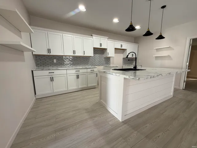 $213,500 | 63 East McKeever Street, Andrews, IN 46702