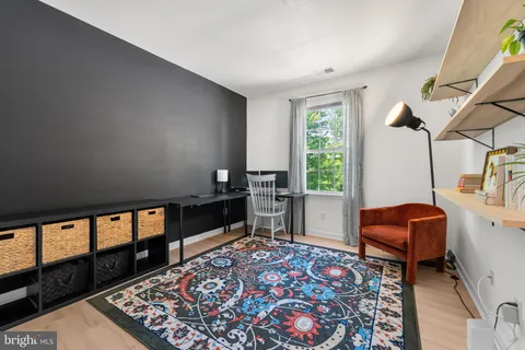 $330,000 | 14 Hillview Circle, Lansdowne, PA 19050
