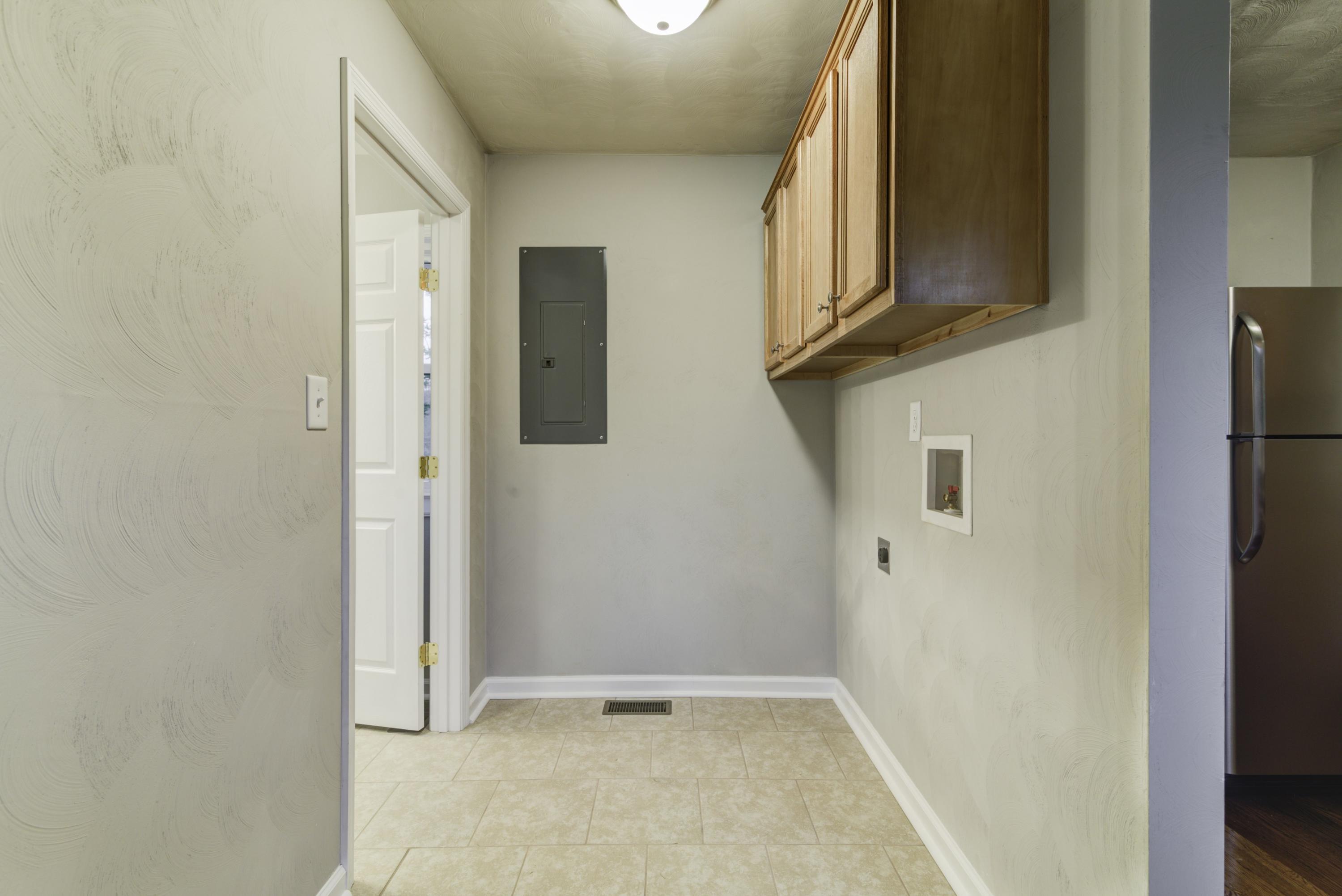 4600 Blue Ridge Boulevard Blue Ridge, VA 24064 - Photo 11 of 27 a view of hallway with shower