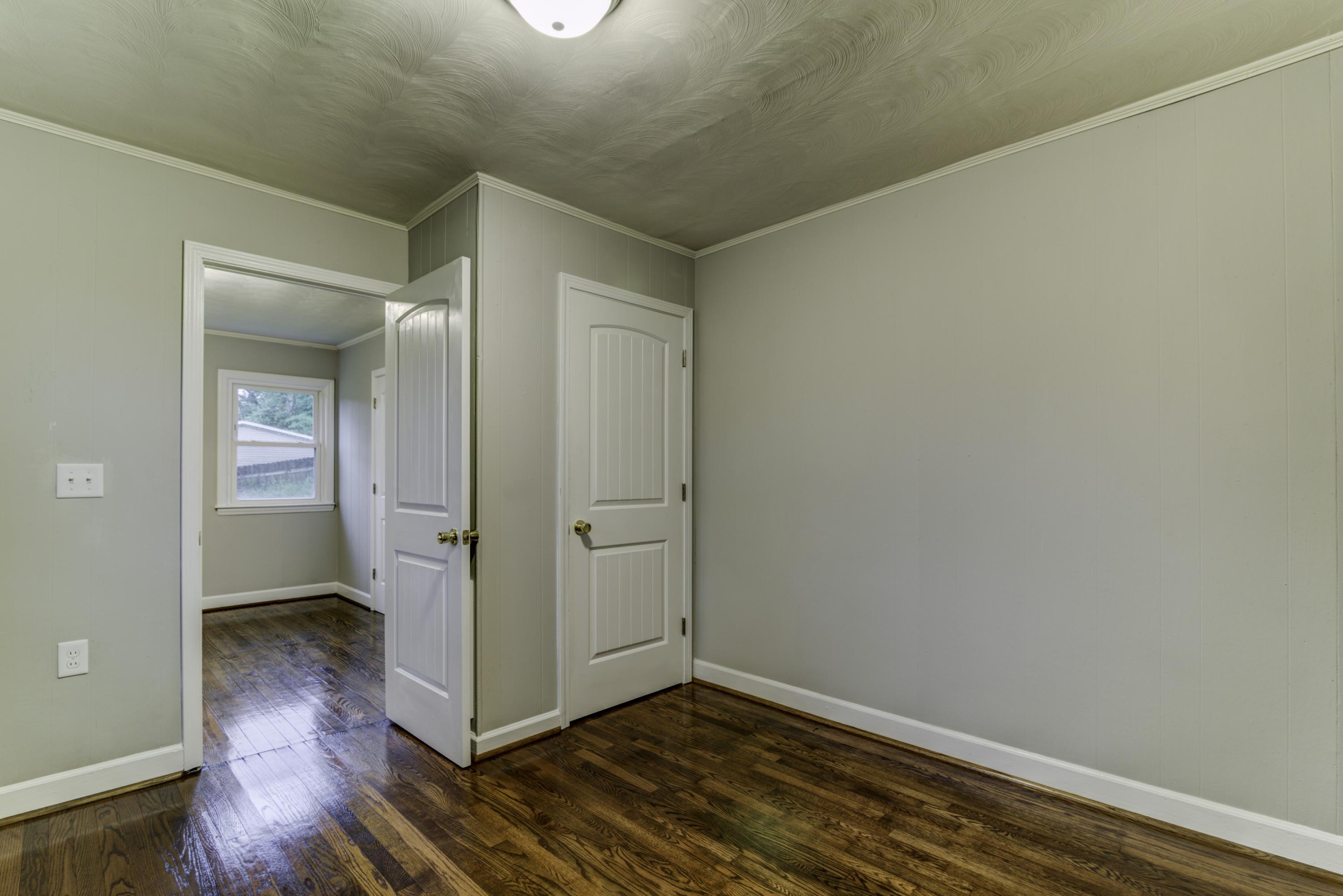 4600 Blue Ridge Boulevard Blue Ridge, VA 24064 - Photo 9 of 27 wooden floor in an empty room