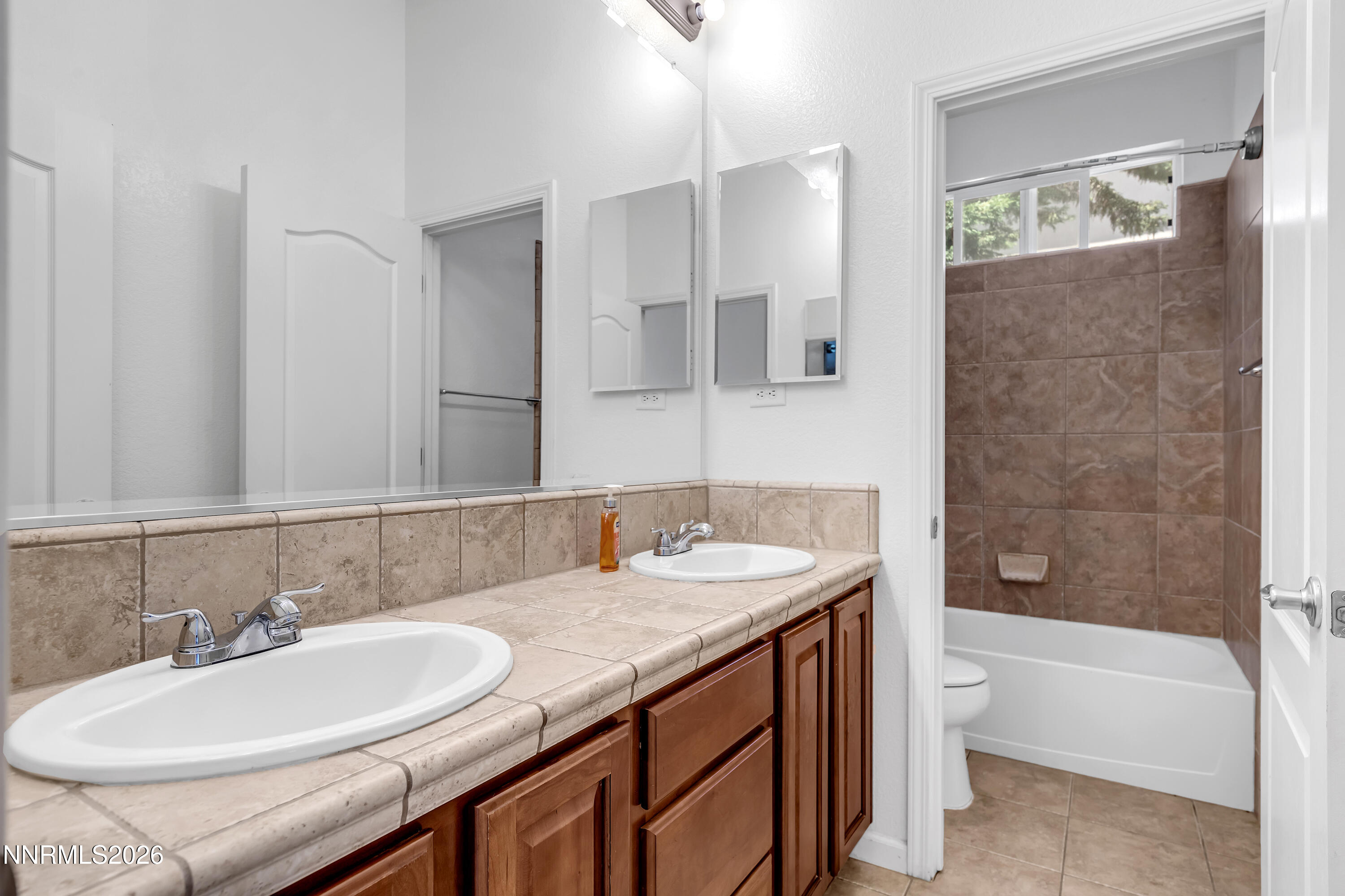 8355 Opal Ranch Way Reno, NV 89506 - Photo 11 of 22 OpalRanch8335-029