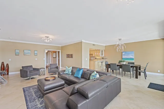 a view of a livingroom with furniture window and outside view
