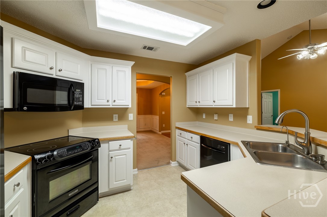 360 Joe Graham Road Hull, GA 30646 - Photo 13 of 44