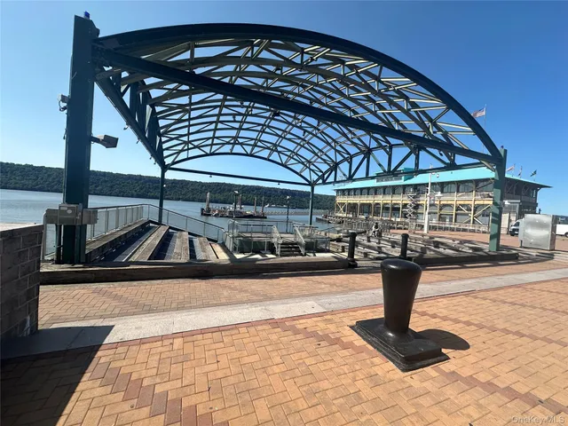 a car parked in front of a building