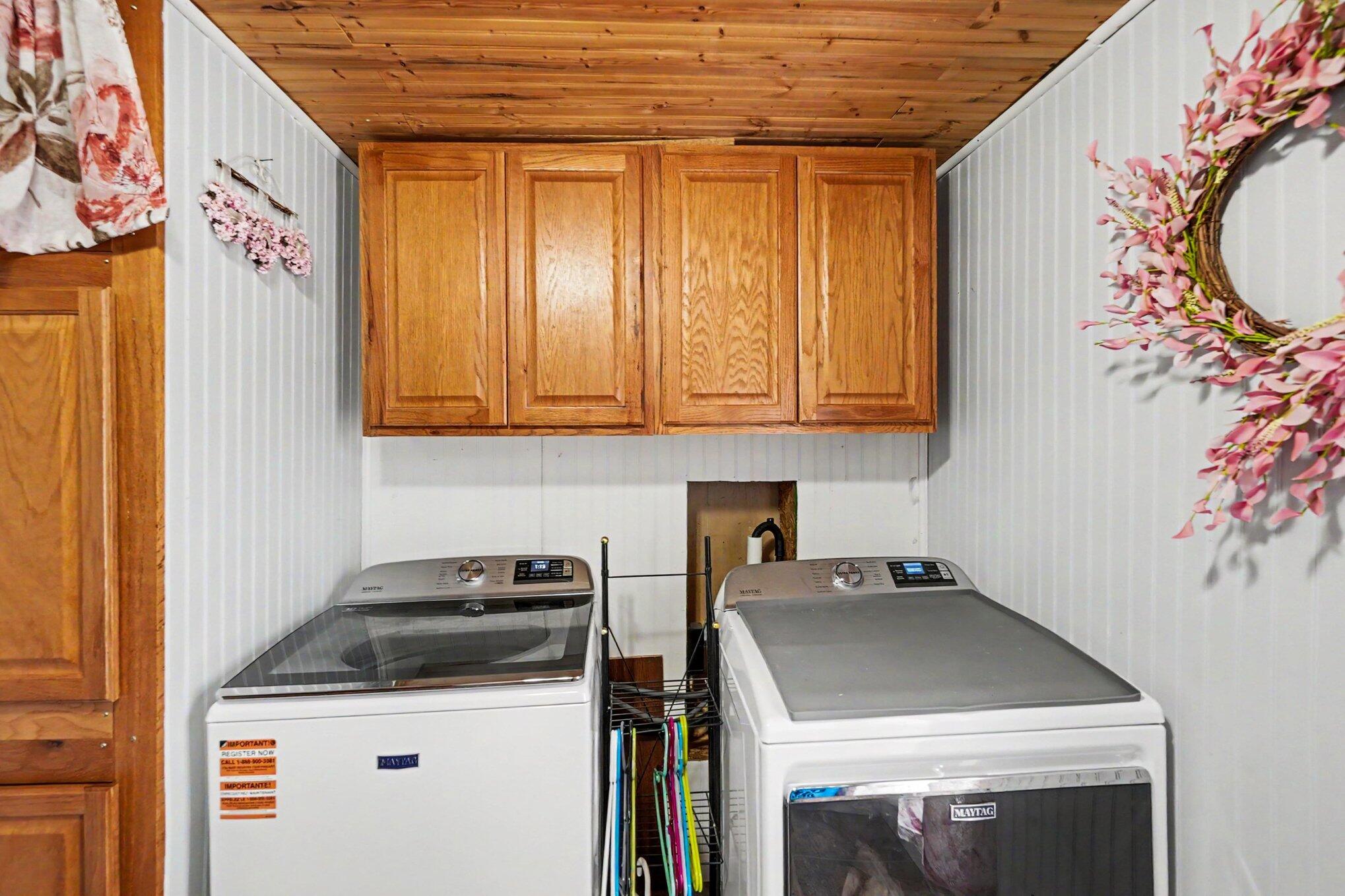 21029 11 Mile Road Reed City, MI 49677 - Photo 18 of 27 013_file_6462