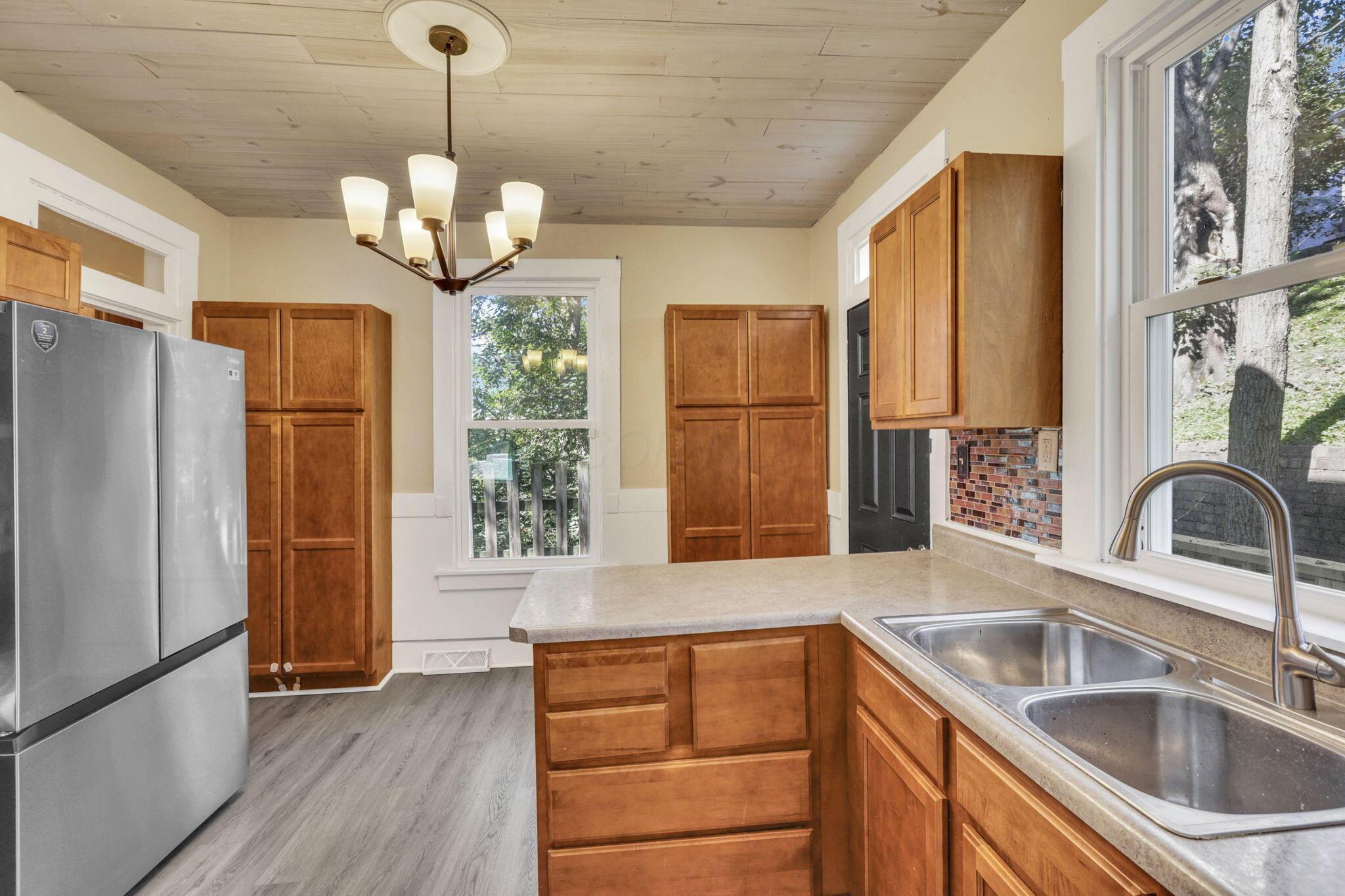 229 North Spring Street Logan, OH 43138 - Photo 18 of 51 Kitchen 3