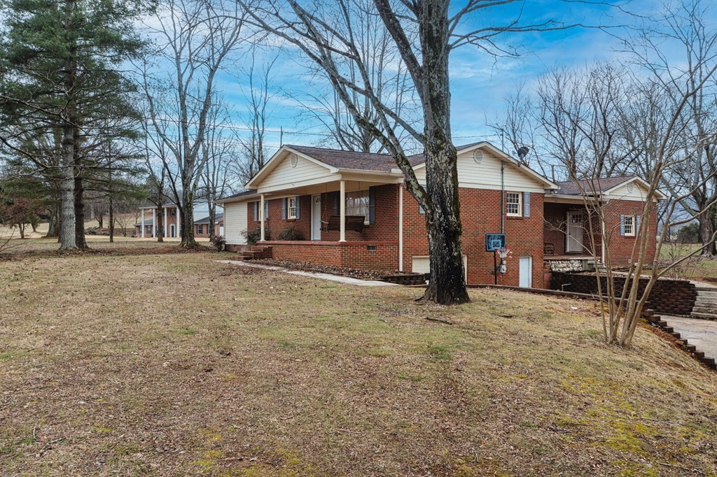 2750 New Lake Road Spring City, TN 37381 - Photo 2 of 40