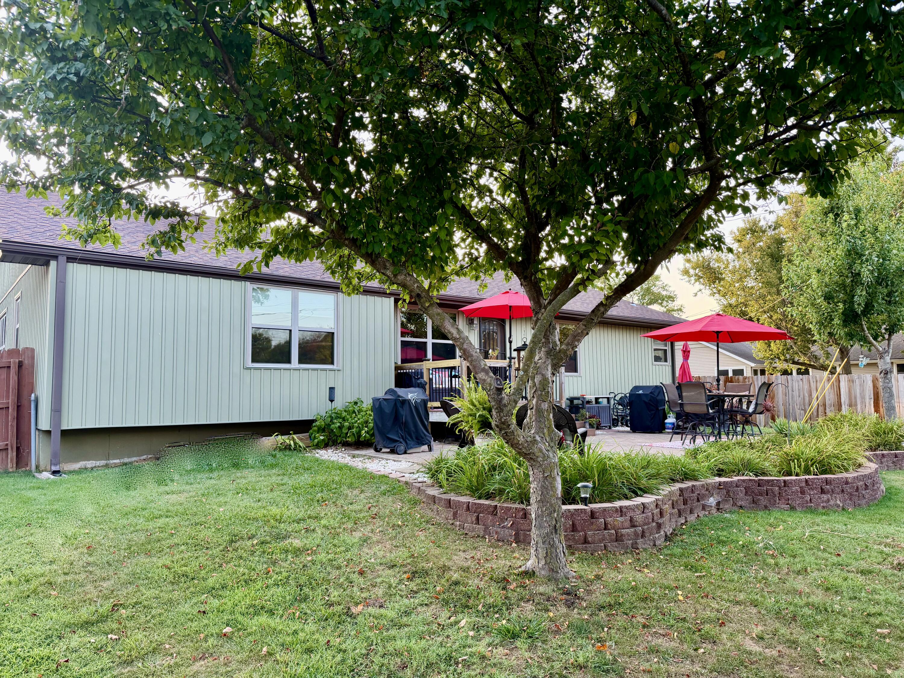 4338 South Delaware Avenue Springfield, MO 65804 - Photo 7 of 45 IMG_0272