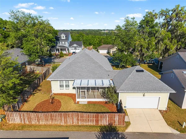 $345,000 | 16624 Northwest 165th Terrace, Alachua, FL 32615