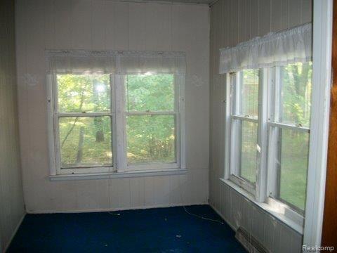 6401 Logan Road Waterford, MI 48329 - Photo 5 of 6 100_6408