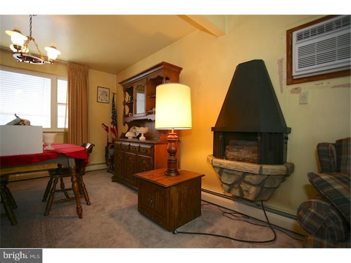 3124 Markle Road East Norriton, PA 19403 - Photo 4 of 12 Fireplace