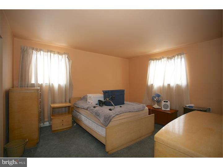 3124 Markle Road East Norriton, PA 19403 - Photo 6 of 12 Bedroom - Main